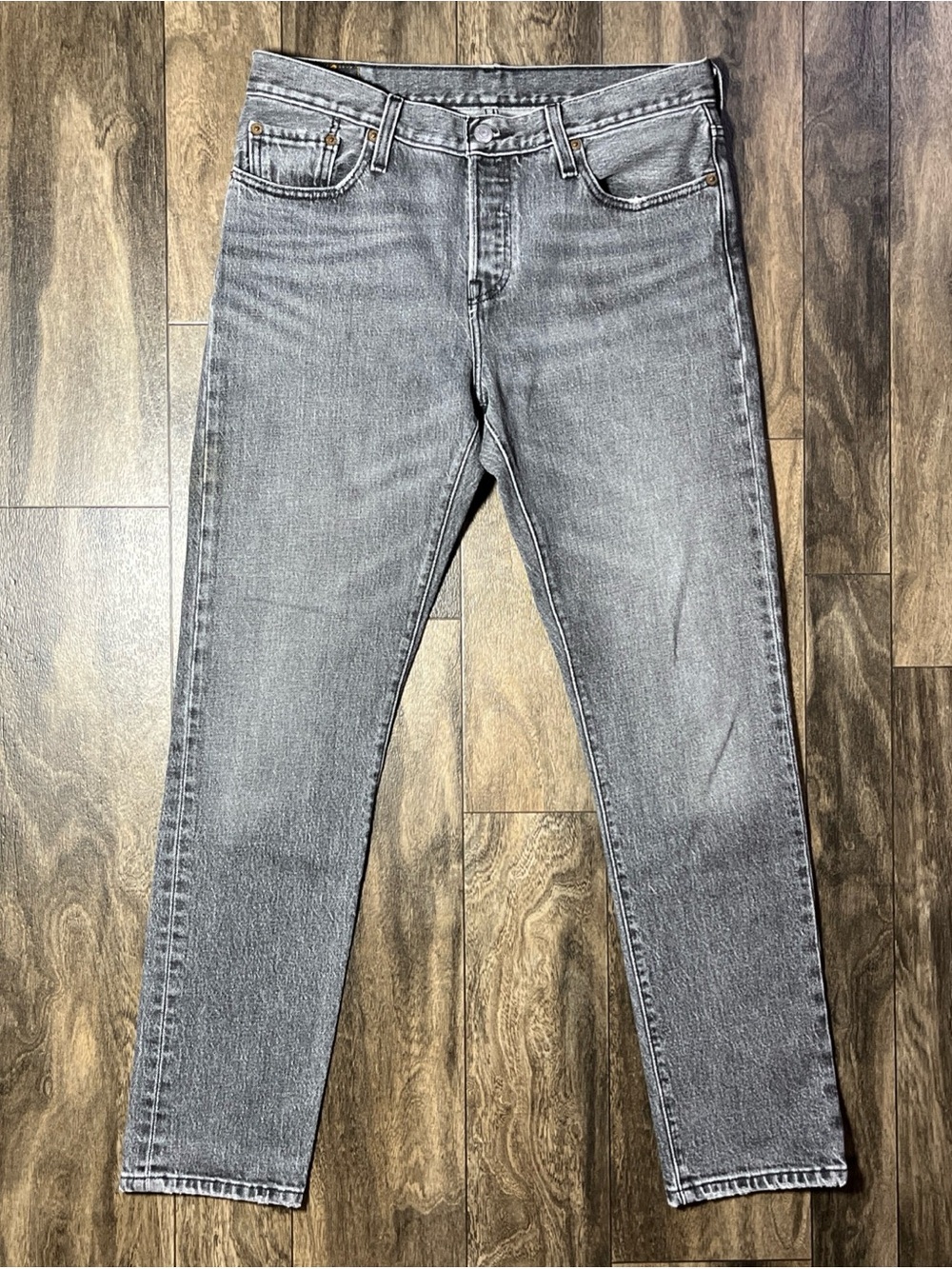 Levi's Women’s 501 CT Fit Jeans Button Fly Tapered Black Fade 30x30 (tag 28x34)
